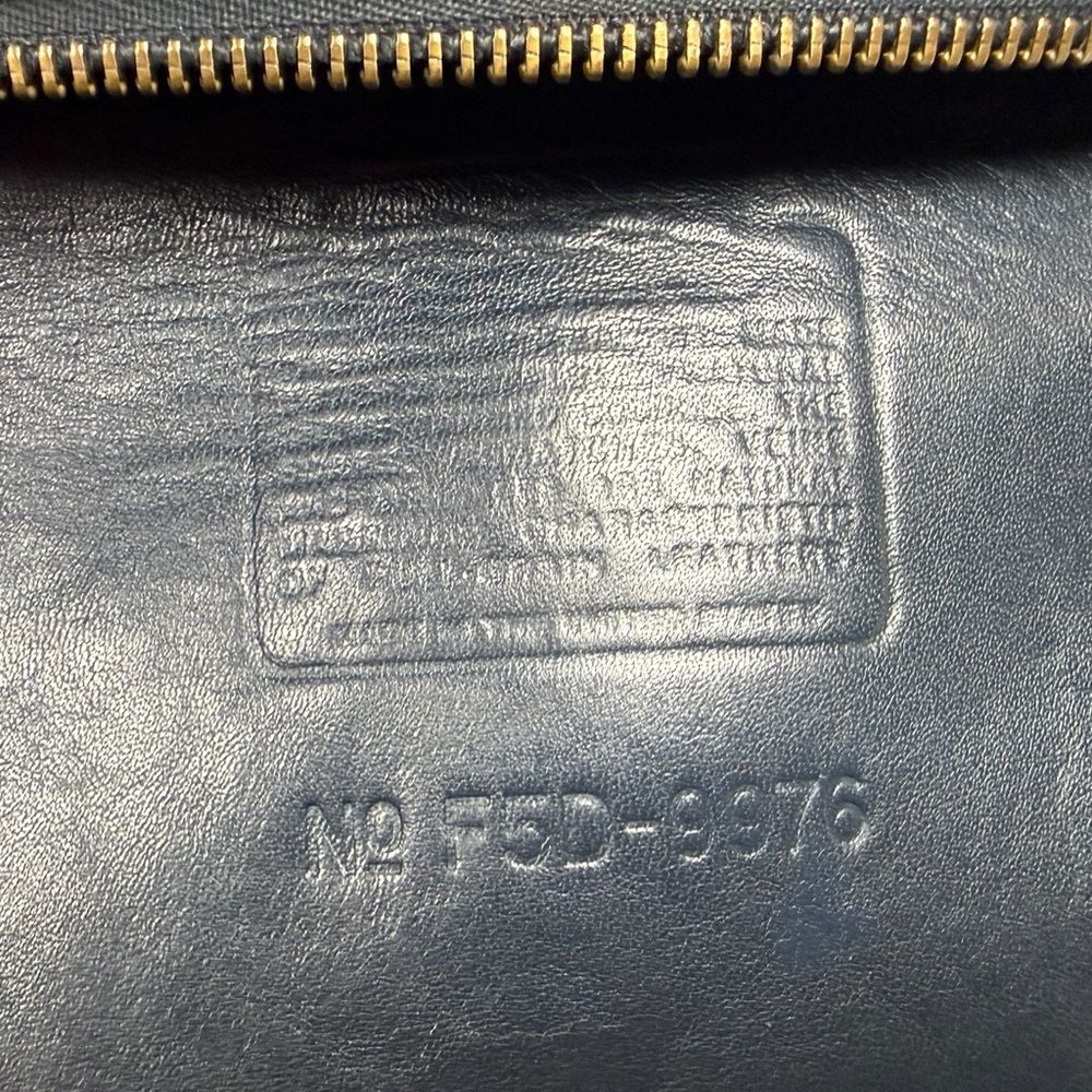 Vintage Coach Anderson 9976 in Navy Blue - Picture 7 of 8